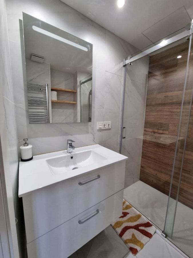 102a Moderno 2